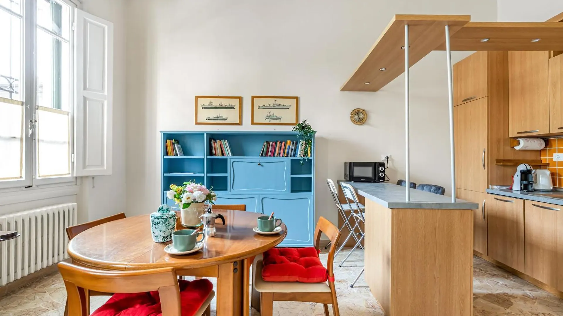 Bright Apartment With Private Garden And Balcony Florence